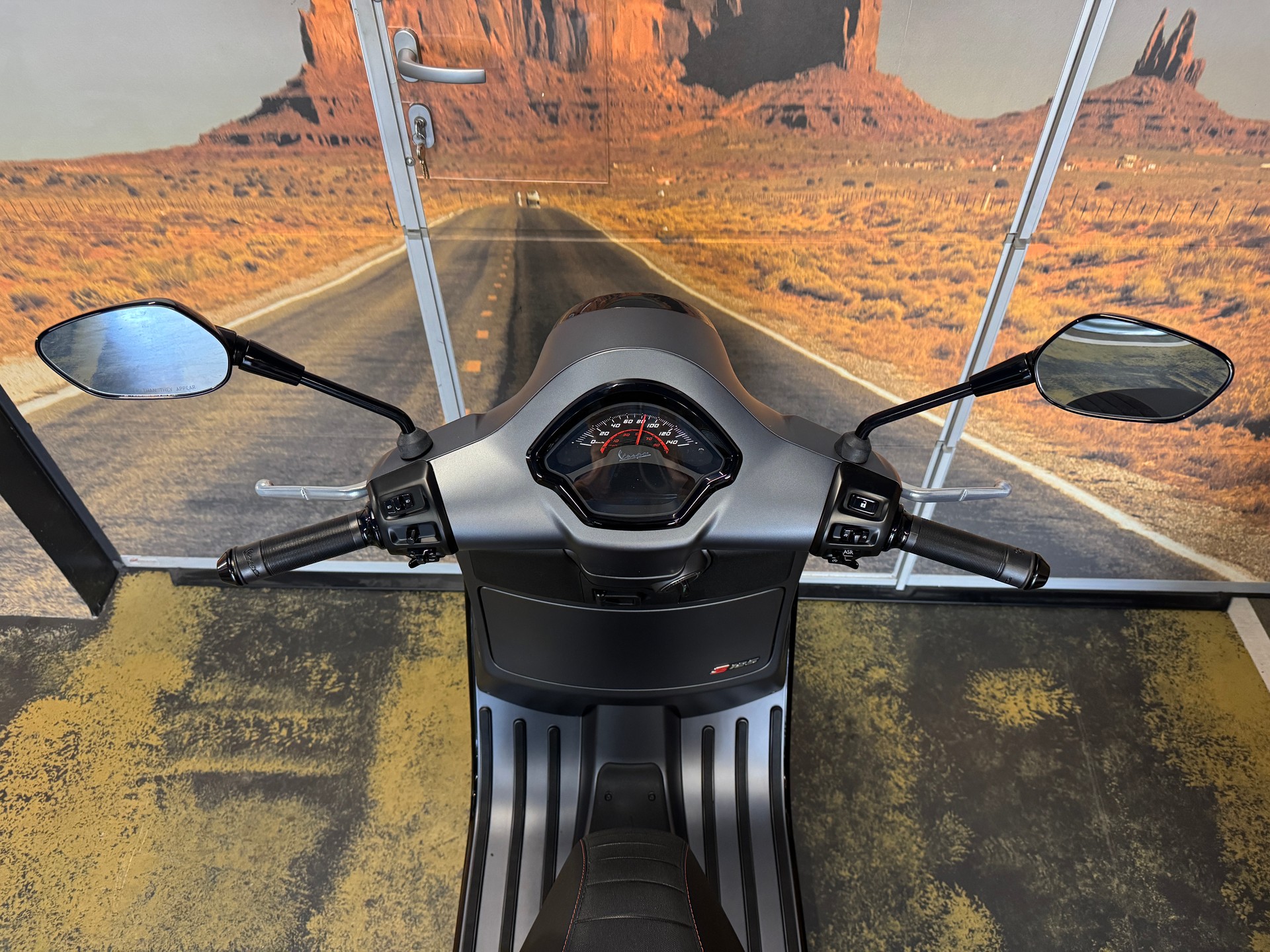PIAGGIO Vespa GTS 125 Super Sport RST Euro 5+-image-4