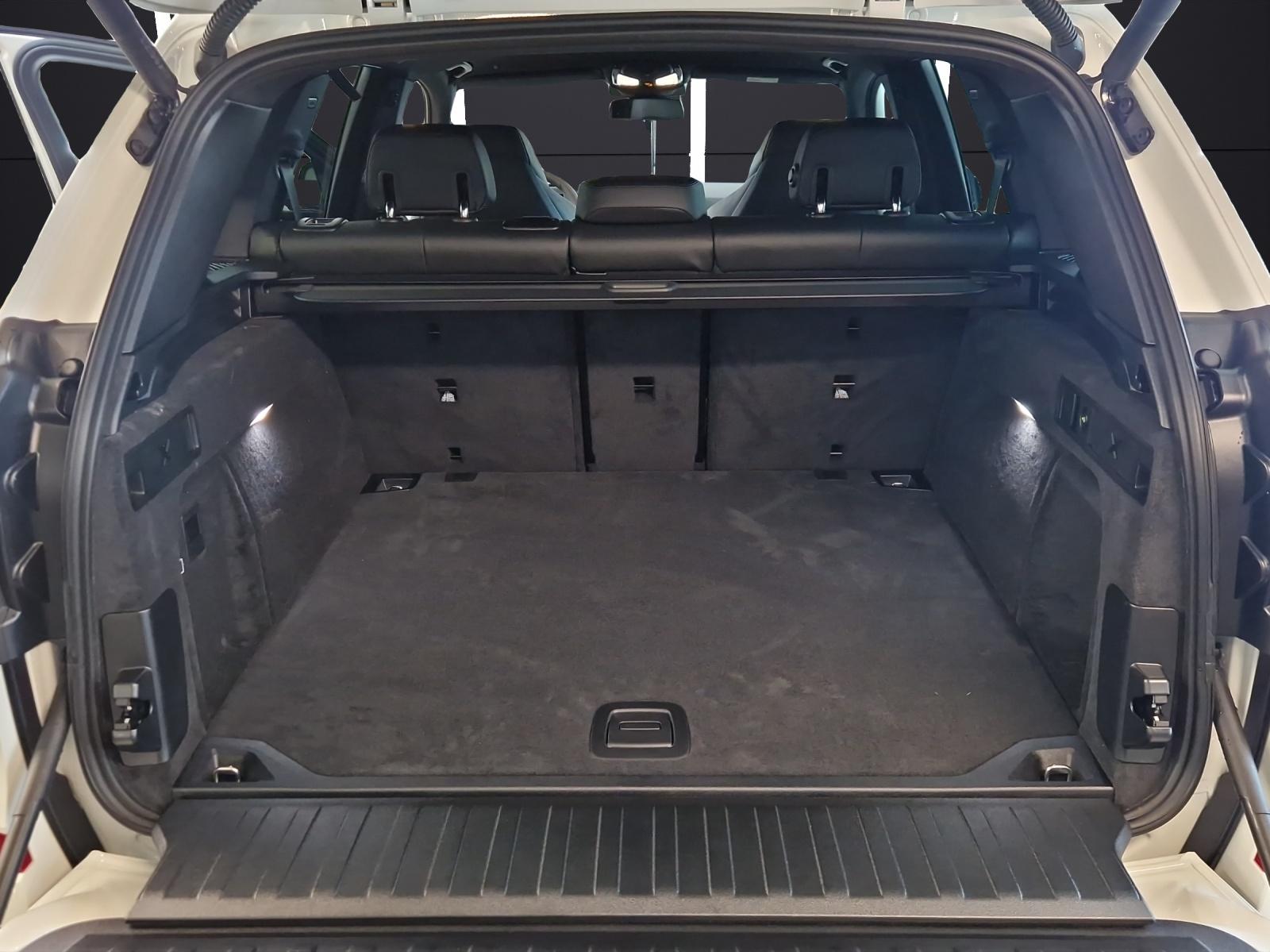 BMW X5 30d xDrive-image-12