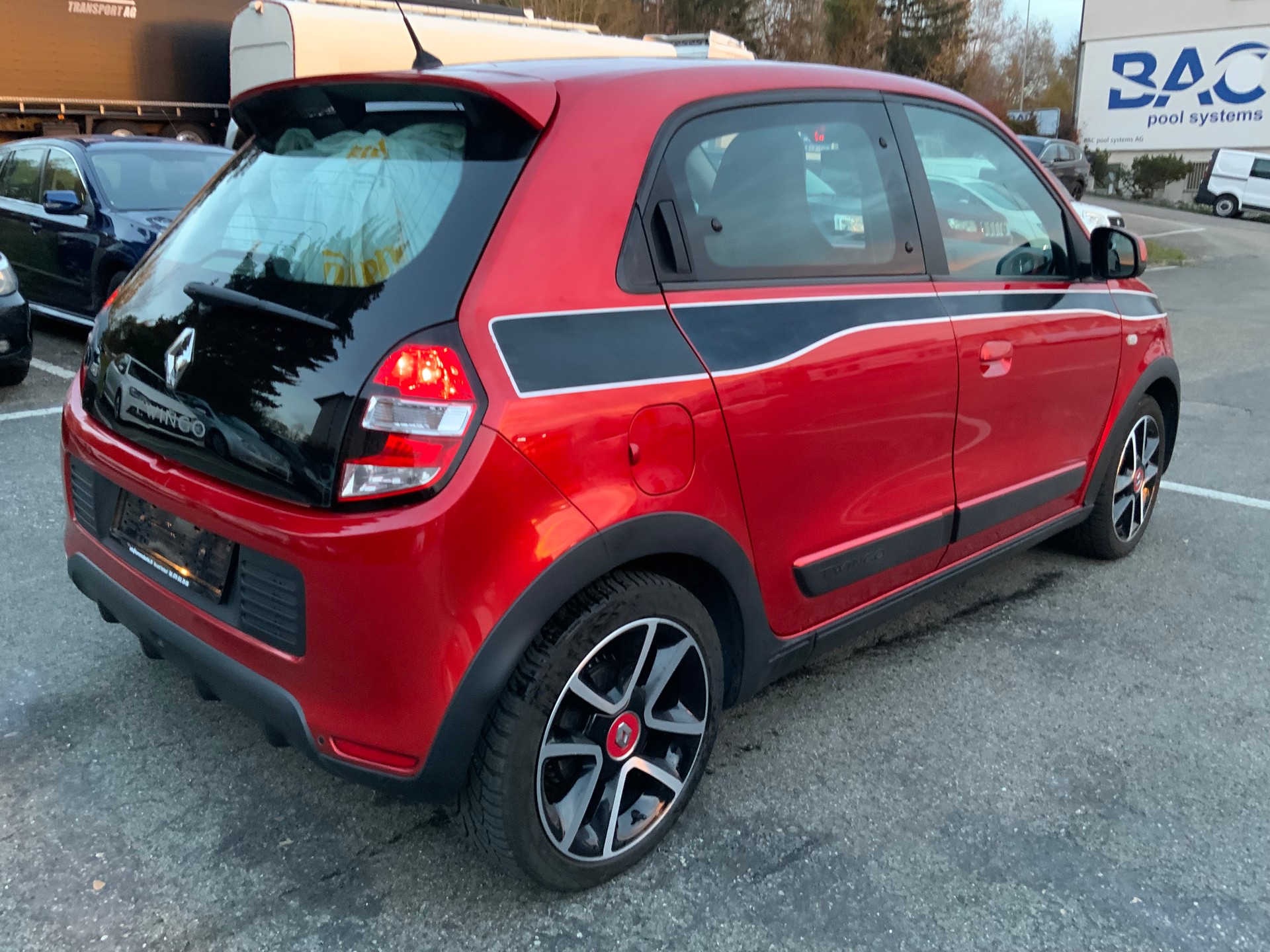 RENAULT Twingo 0.9 Intens-image-3