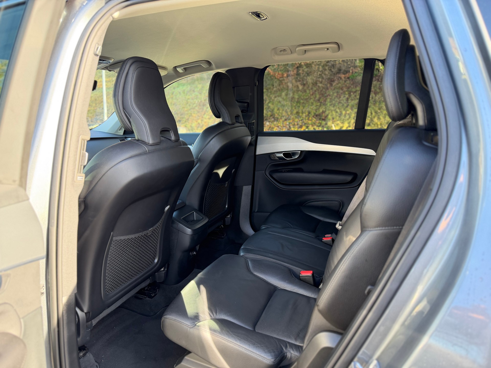 VOLVO XC90 D5 AWD Momentum Geartronic-image-8