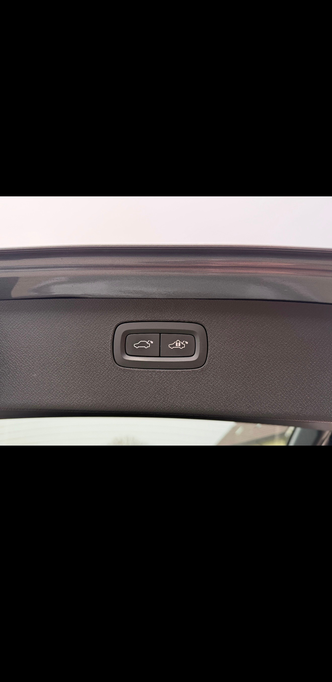 VOLVO XC90 D5 AWD Momentum Geartronic-image-12