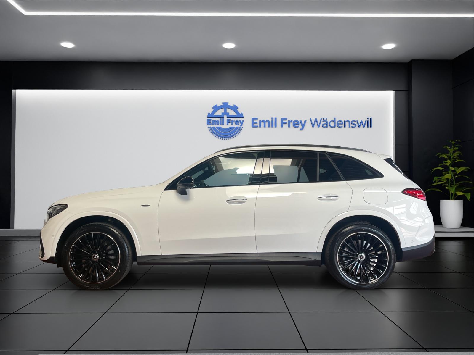 MERCEDES-BENZ GLC 400 e 4MATIC EQ Star AMG Line-image-1