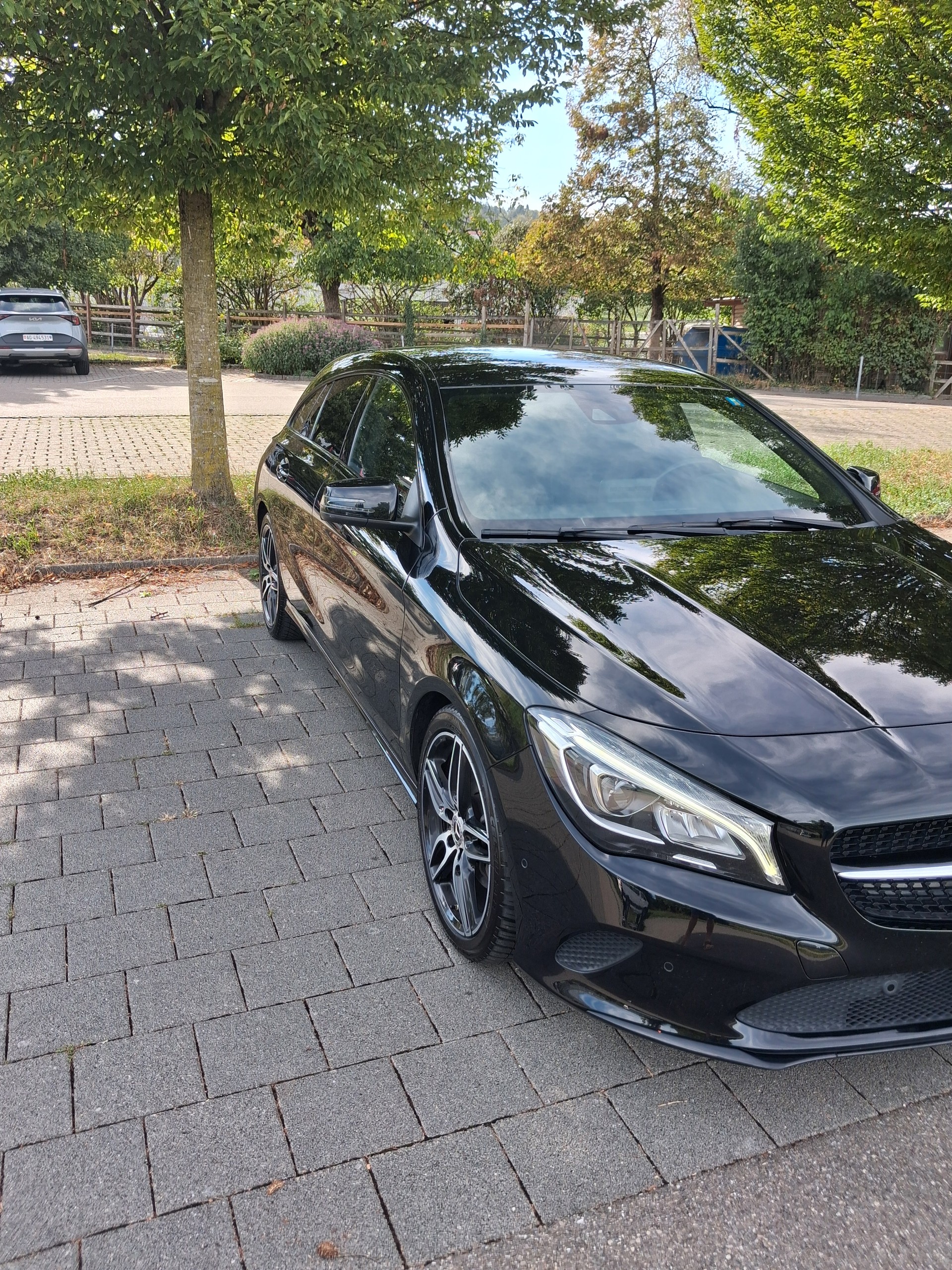 MERCEDES-BENZ CLA Shooting Brake 200 Night Star 7G-DCT-image-1