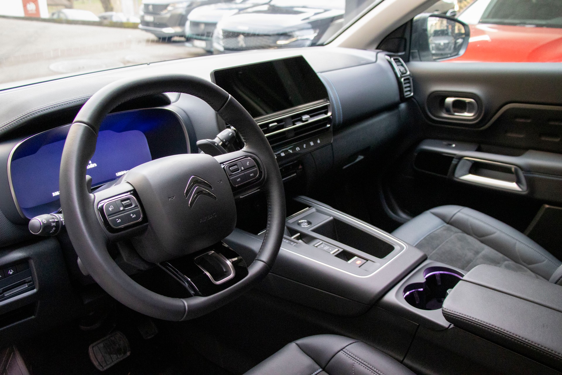 CITROEN C5 Aircross 1.2i PureTech Shine EAT8-image-5