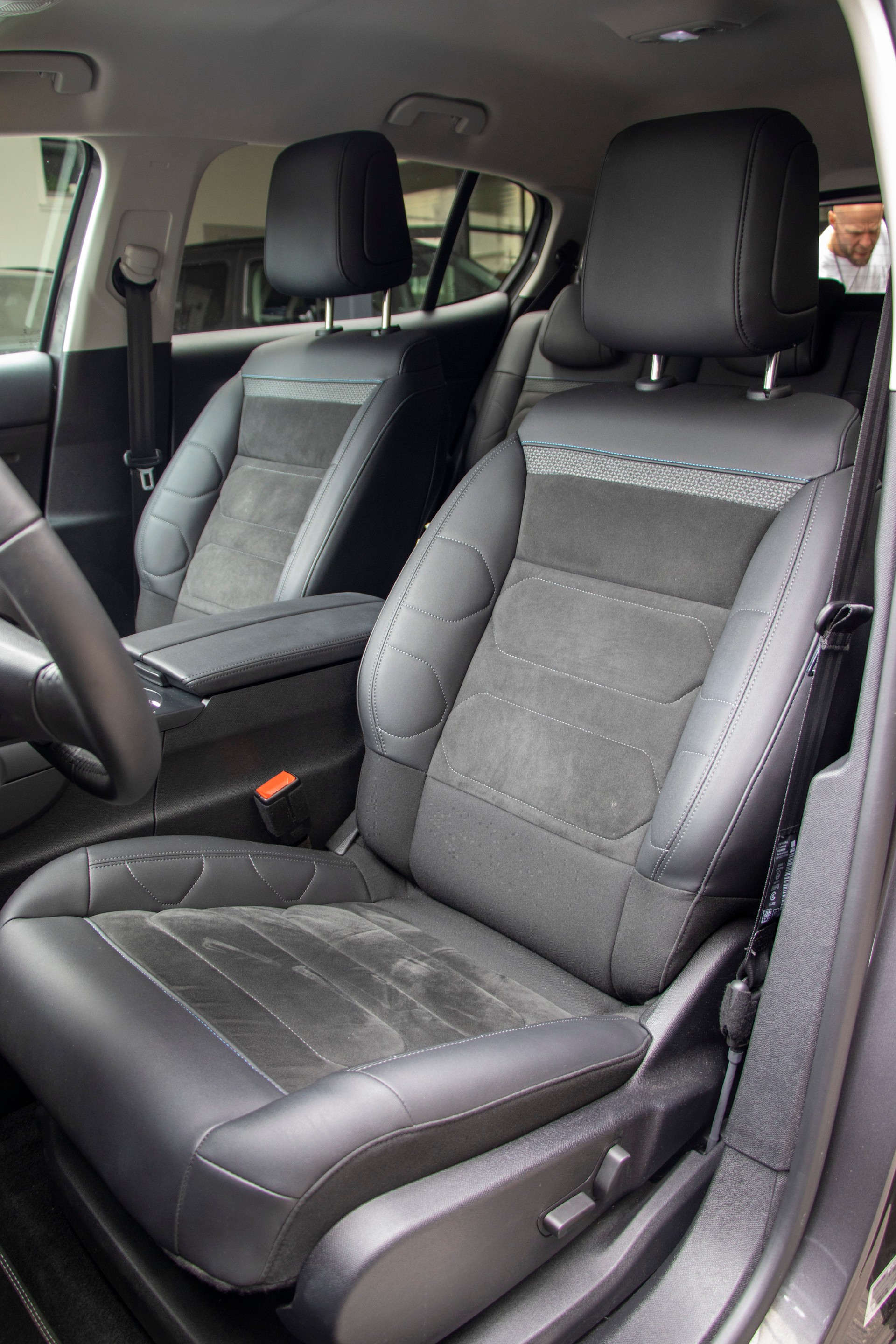 CITROEN C5 Aircross 1.2i PureTech Shine EAT8-image-7