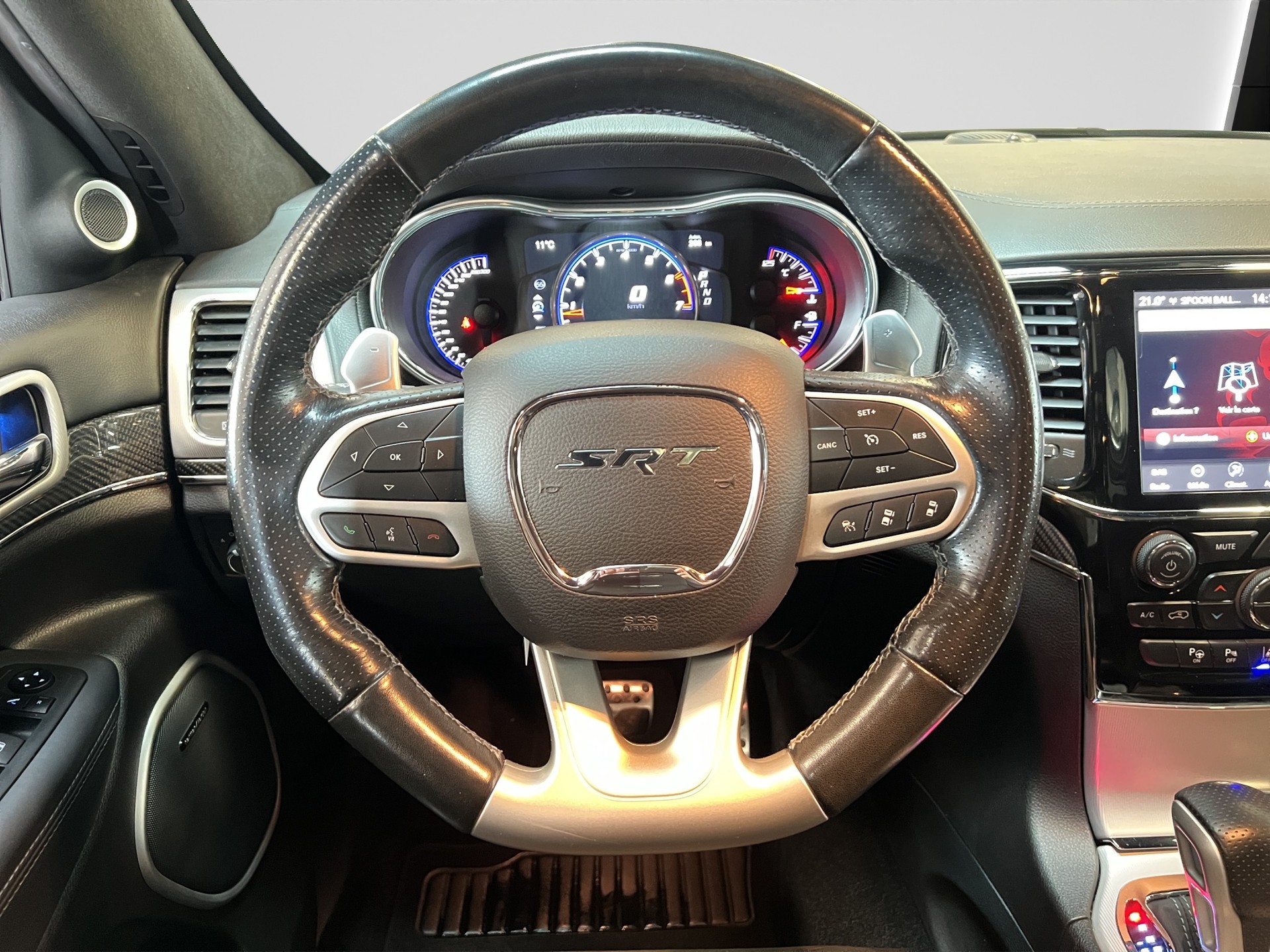 JEEP Grand Cherokee 6.4 V8 HEMI SRT8-image-8