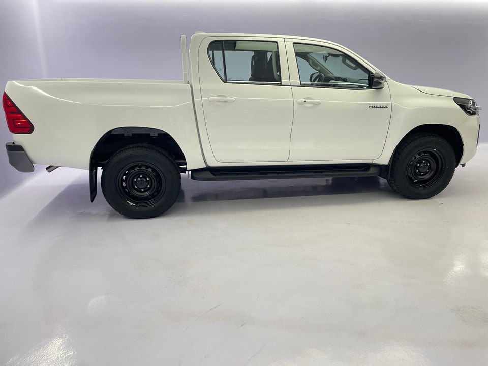 Hilux Double Cab 2.8 D-4D 204 Comfort 4x4