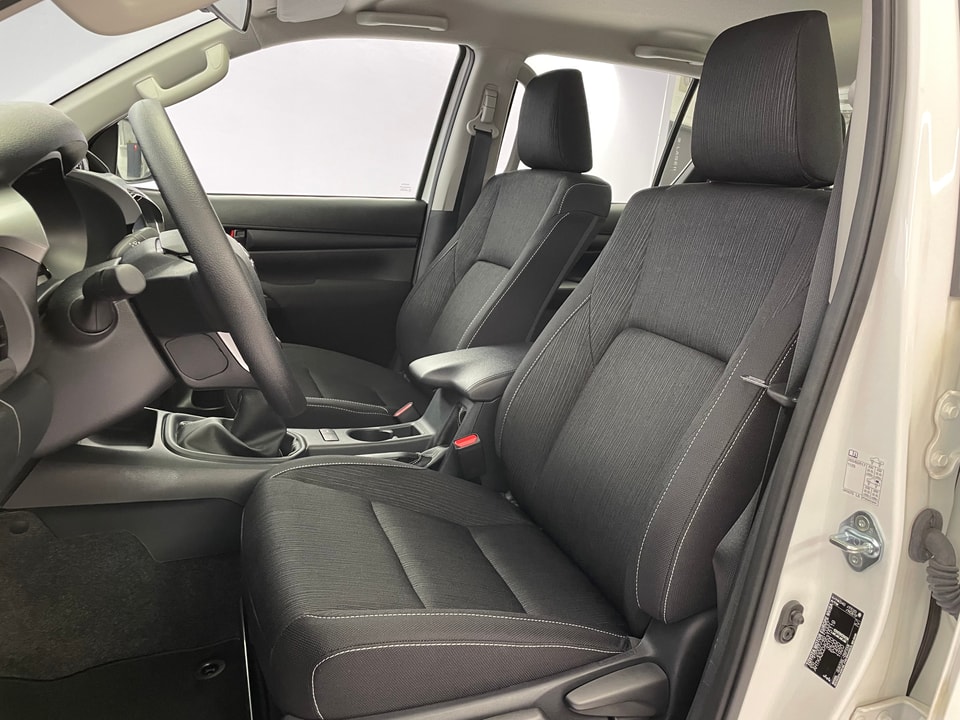 Hilux Double Cab 2.8 D 204 Comfort 4x4