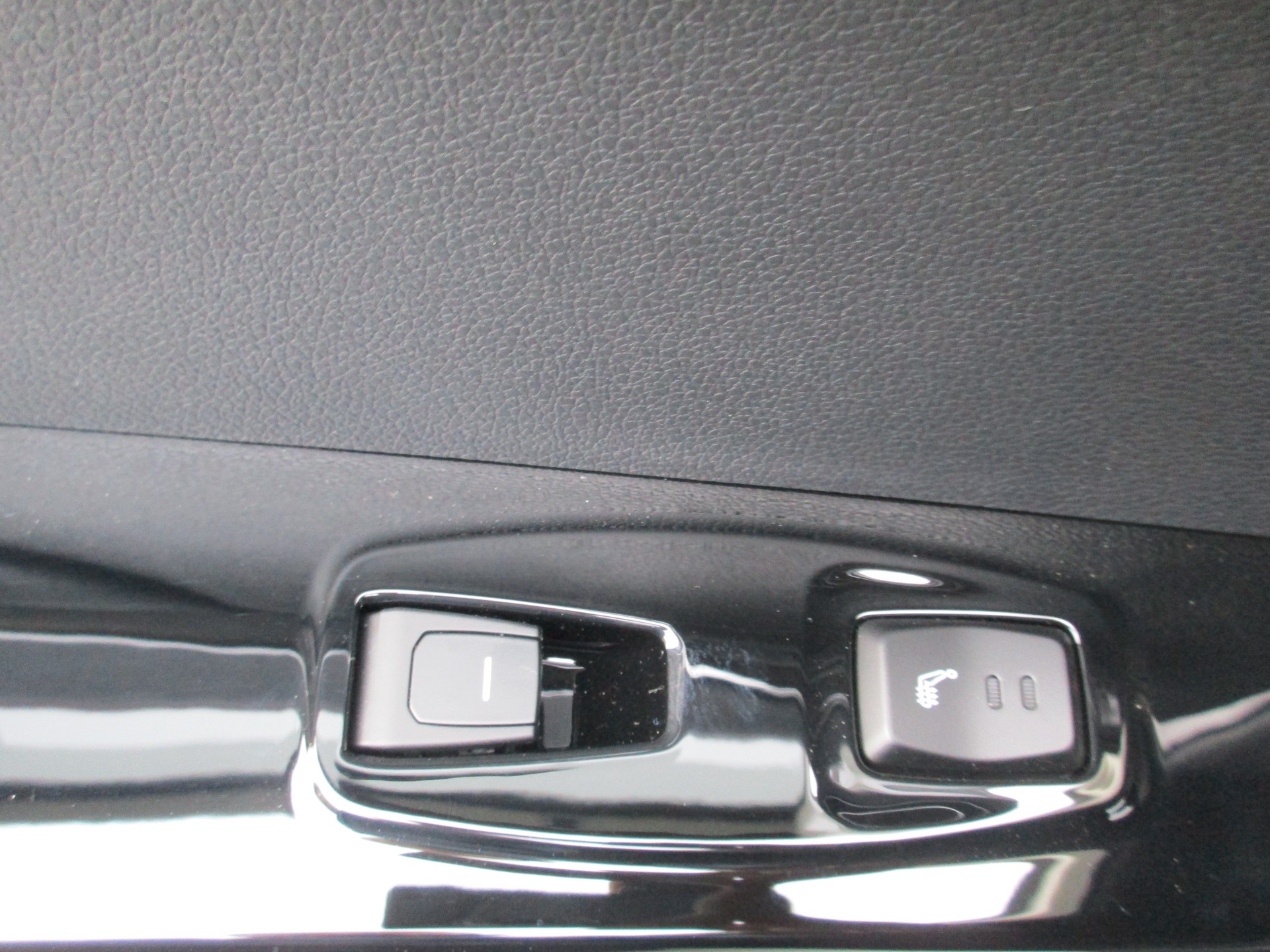 KGM-SsangYong Actyon 1.5 T GDI First Edition 4WD Automat-image-12