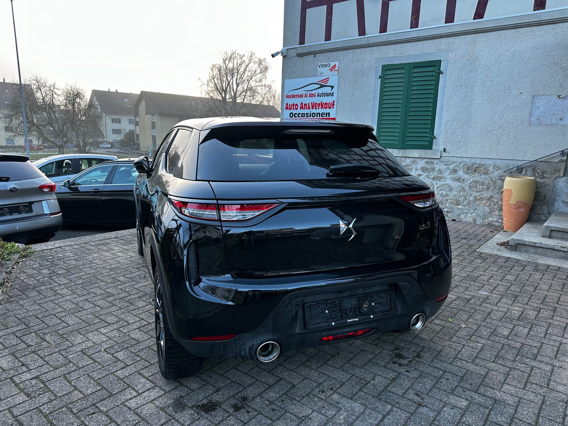 DS AUTOMOBILES DS 3 Crossback 1.2 PureTech La Première EAT8-image-3