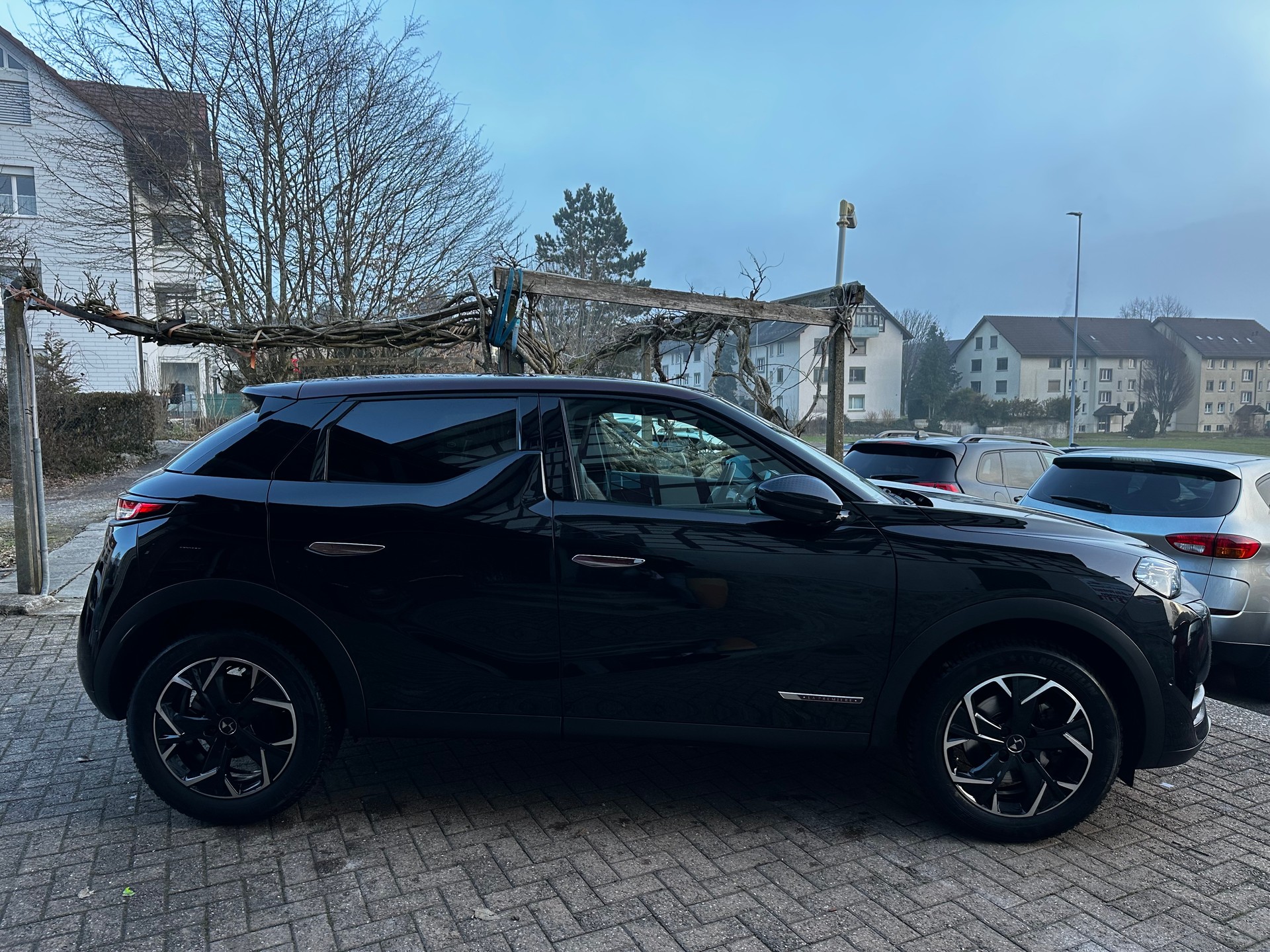 DS AUTOMOBILES DS 3 Crossback 1.2 PureTech La Première EAT8-image-4