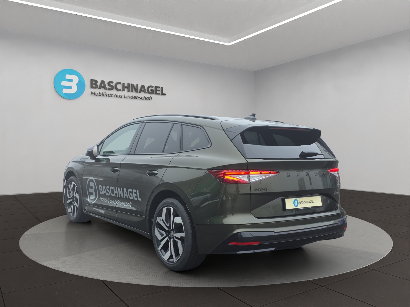 SKODA Enyaq 85x Sportline 4x4-image-2