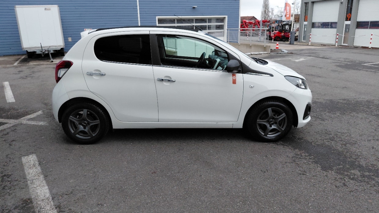 PEUGEOT 108 1.2 VTi Roland Garros Top-image-2