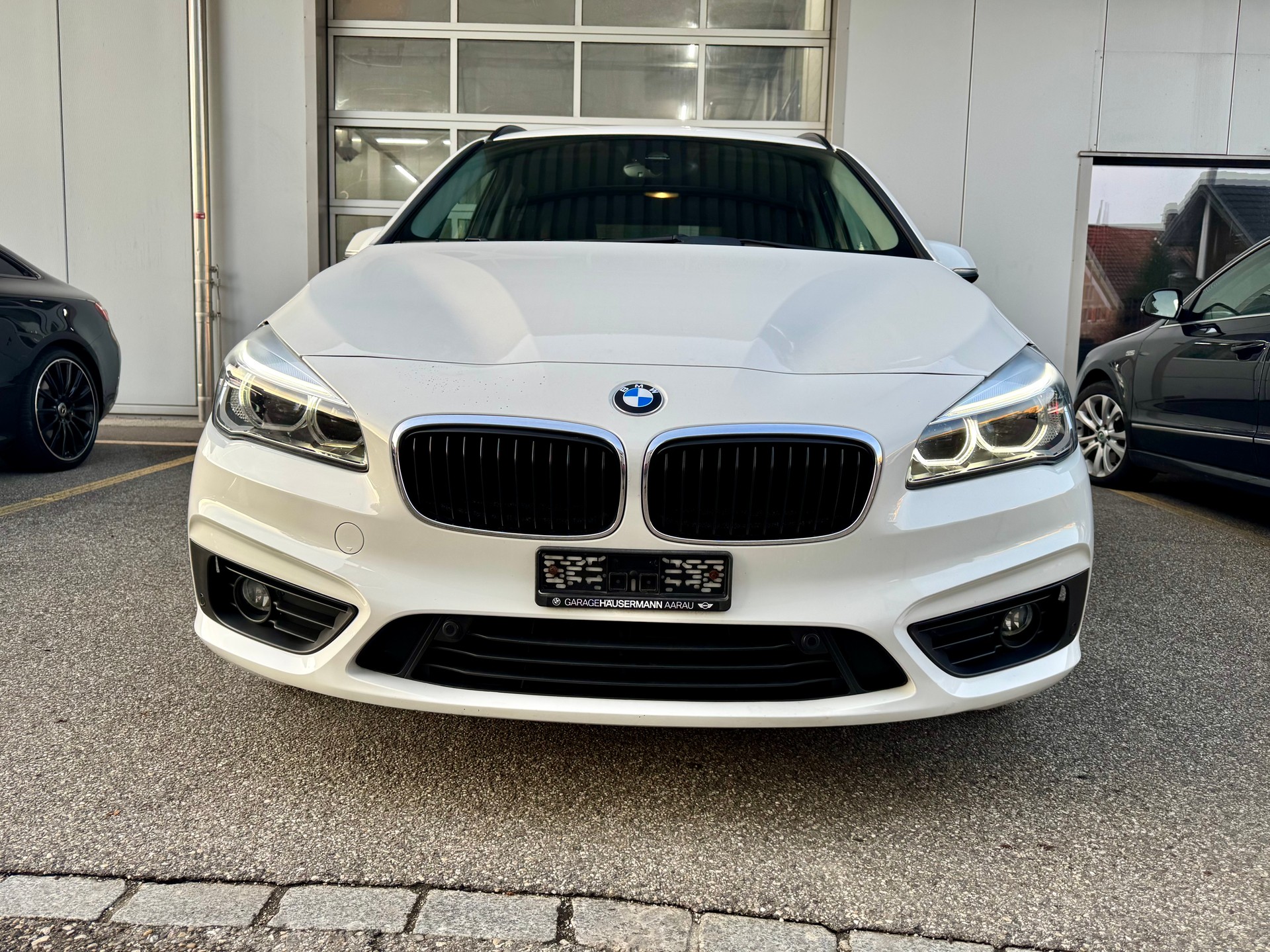 BMW 218d Gran Tourer Steptronic *ab Service*-image-1