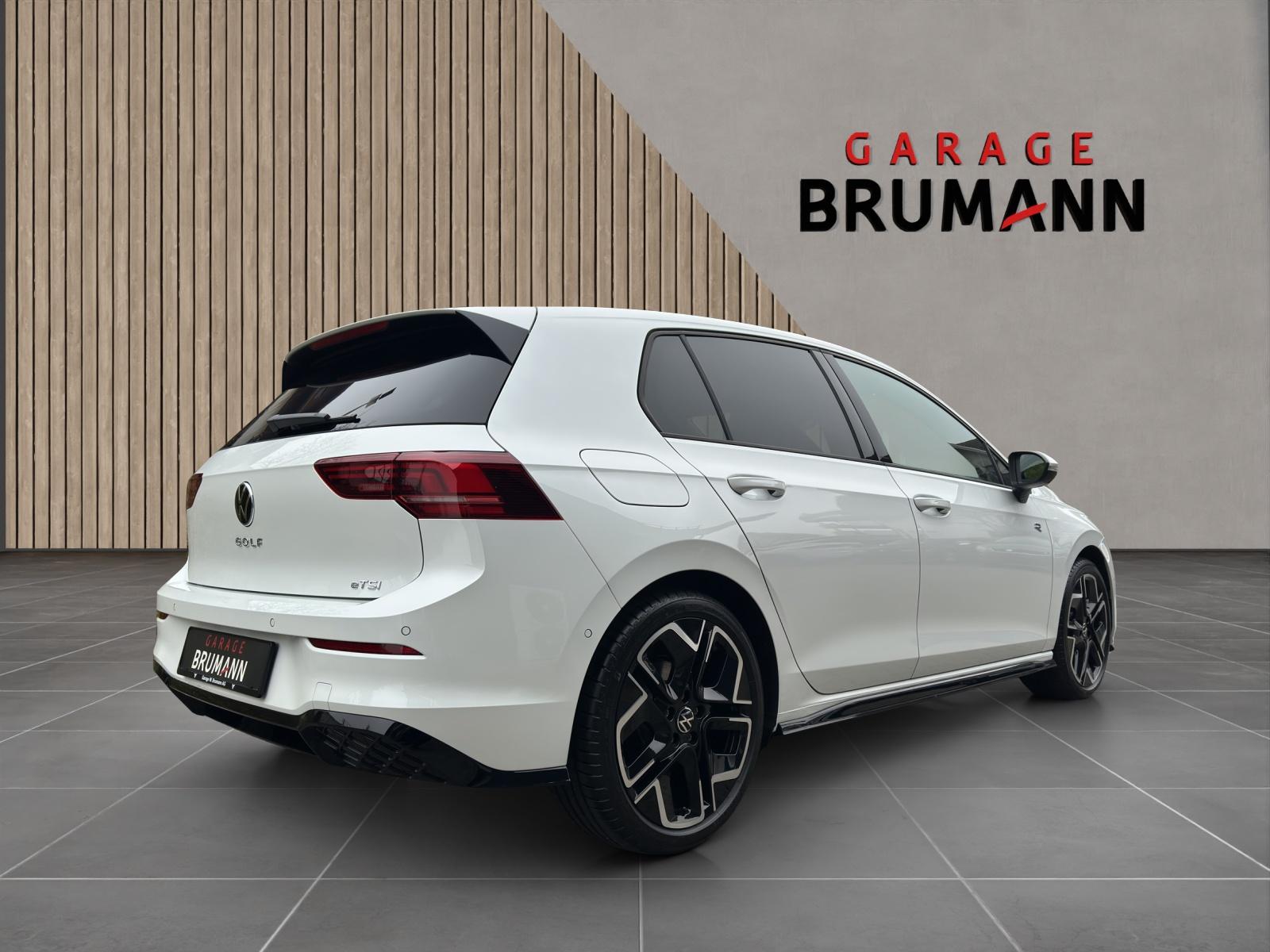 VW Golf R-Line 1.5 eTSI-image-4