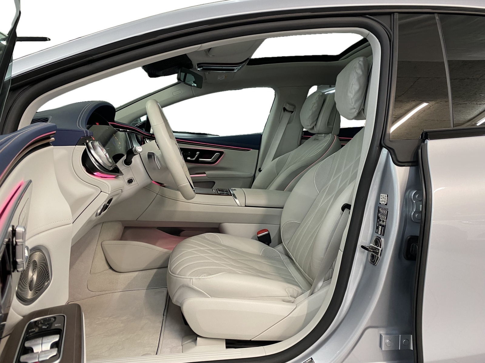 MERCEDES-BENZ EQS 580 AMG Line 4MATIC-image-7