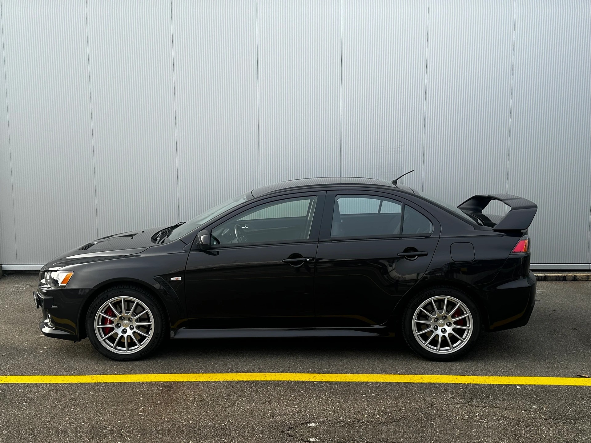 MITSUBISHI Lancer Evo X Final Edition-image-1