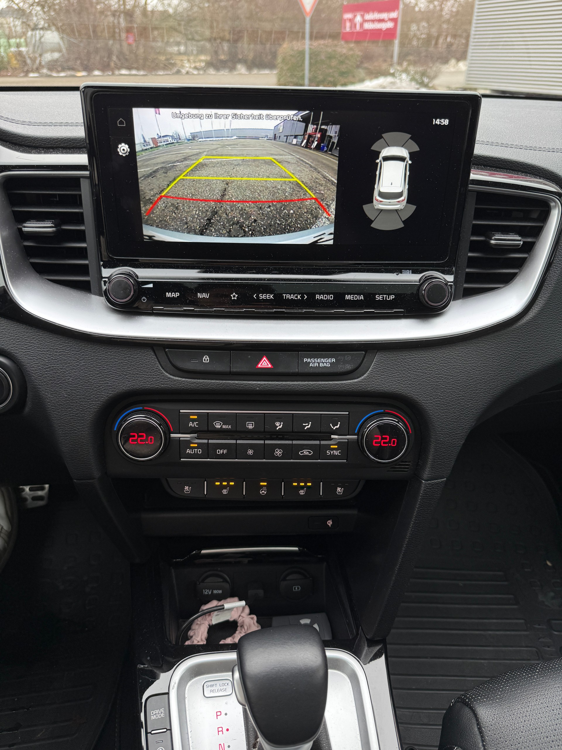 KIA ProCeed 1.5 T-GDi MHEV GT-Line DCT-image-6
