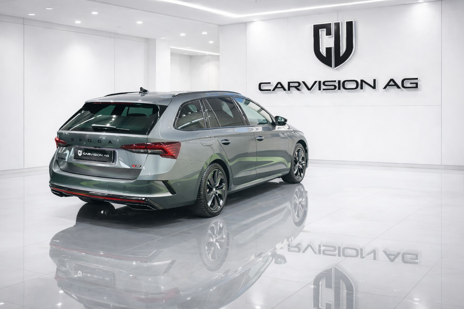 SKODA Octavia Combi 2.0 TSI DSG RS * Facelift * Panorama-Glasdach * Anhängerkupplung *-image-6