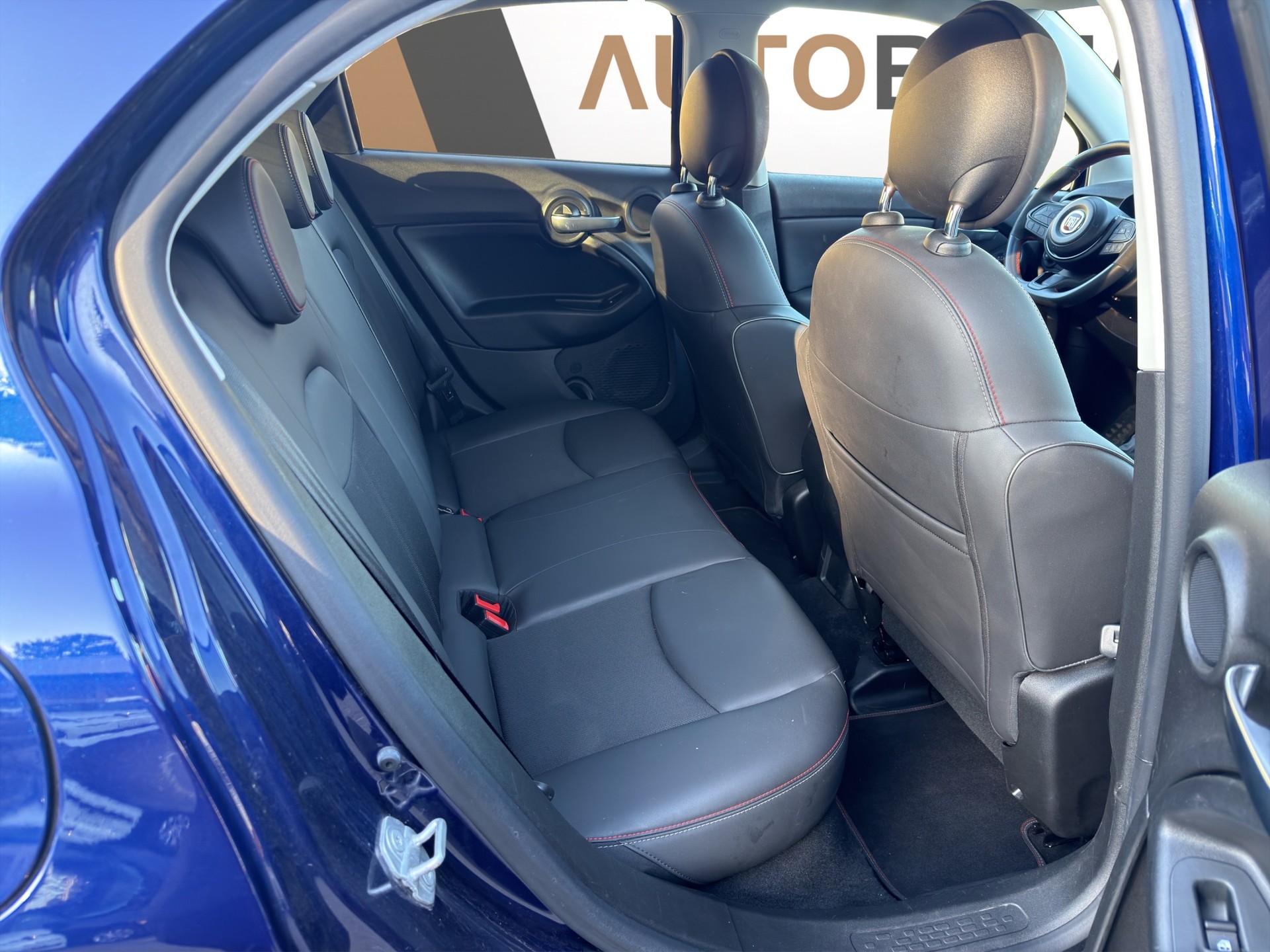 FIAT 500 X 1.5 Hybrid Sport-image-11