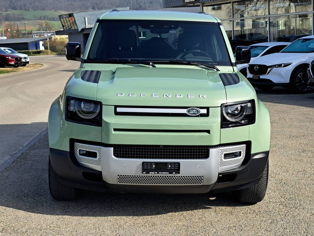 LAND ROVER Defender 110 2.0 P400e 75th Edition-image-3
