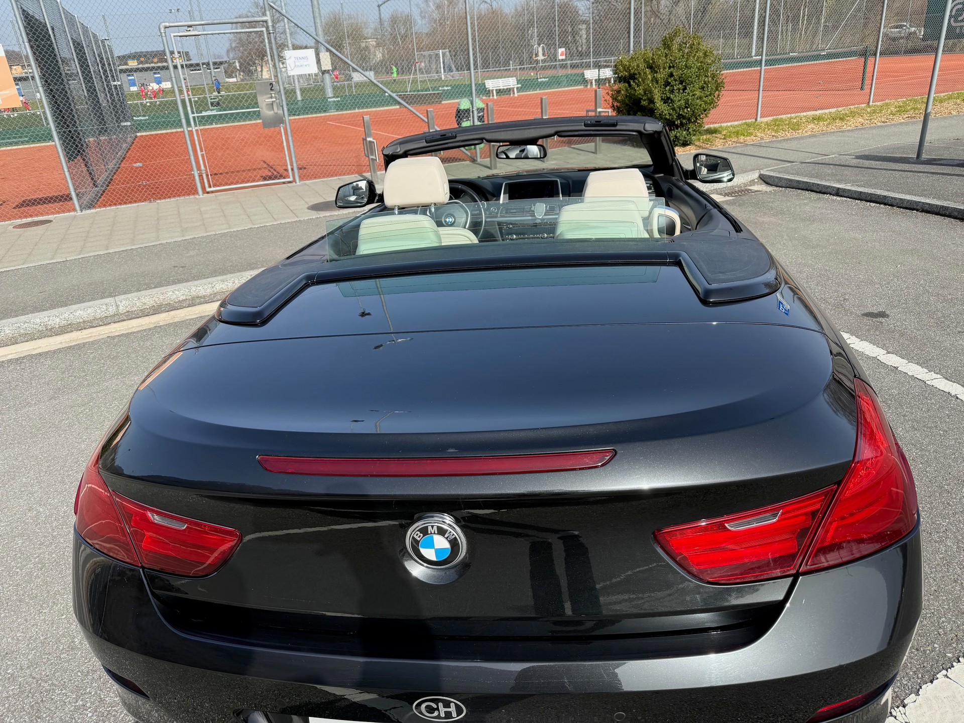 BMW 640i Cabrio-image-3