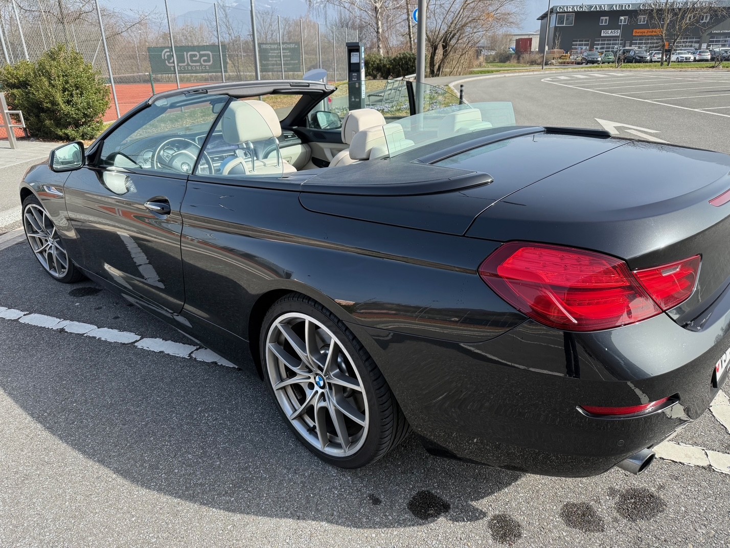 BMW 640i Cabrio-image-1