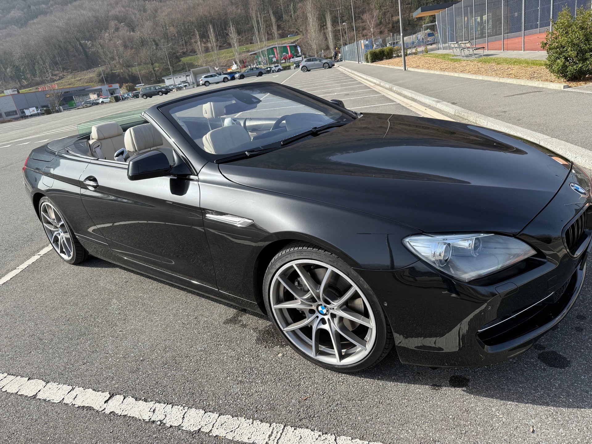 BMW 640i Cabrio-image-0