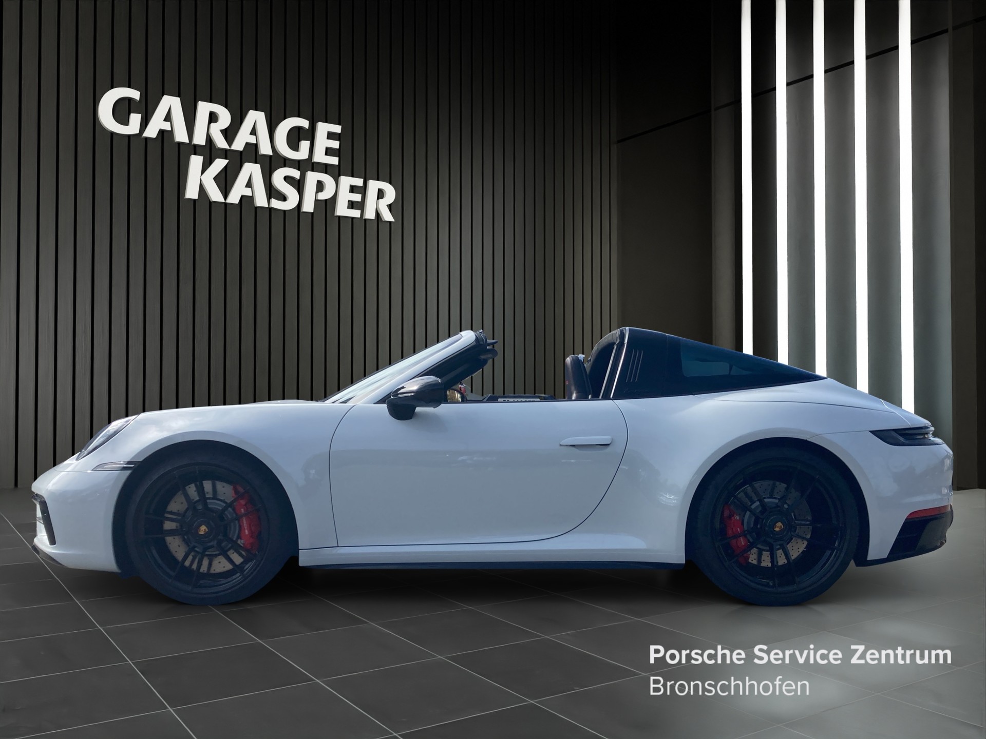 PORSCHE 911 Targa 4 GTS-image-1