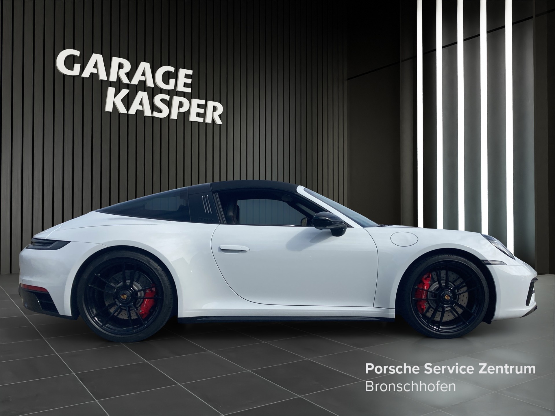 PORSCHE 911 Targa 4 GTS-image-5