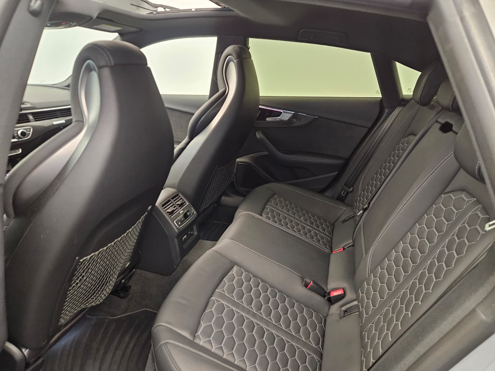 AUDI RS5 Sportback 2.9 TFSI quattro tiptronic-image-12