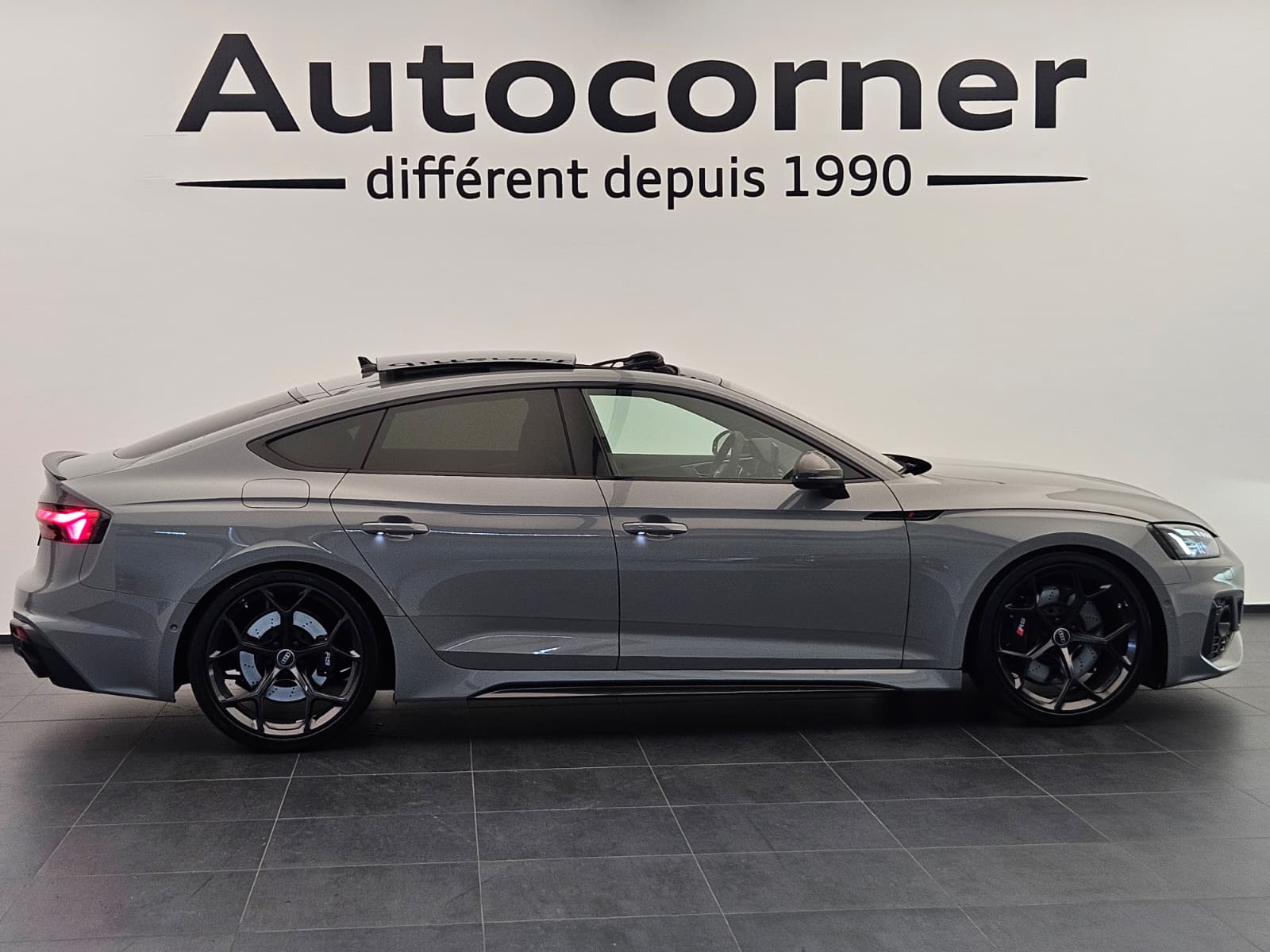 AUDI RS5 Sportback 2.9 TFSI quattro tiptronic-image-5