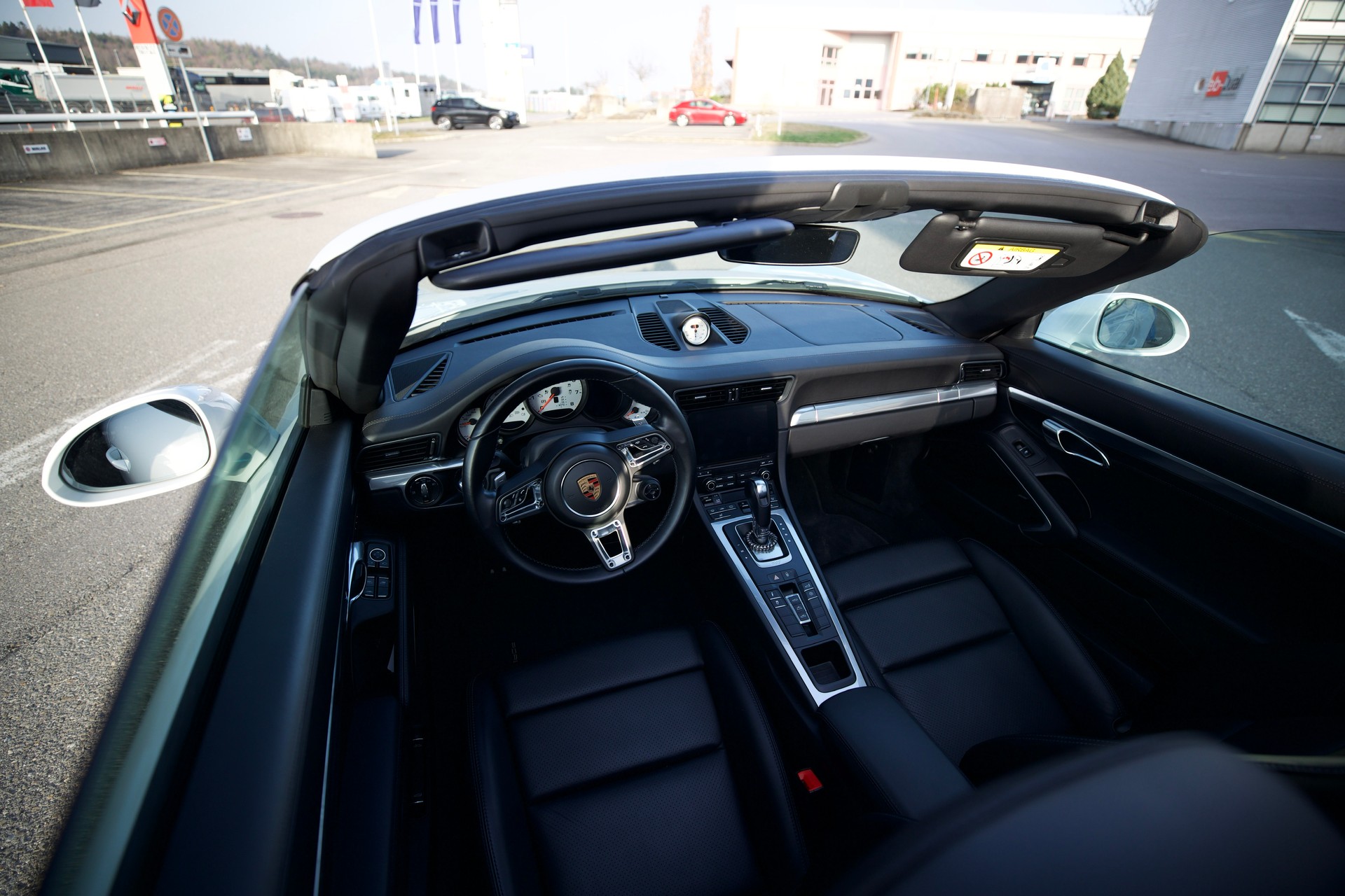 PORSCHE 911 Carrera 4S Cabrio PDK-image-5