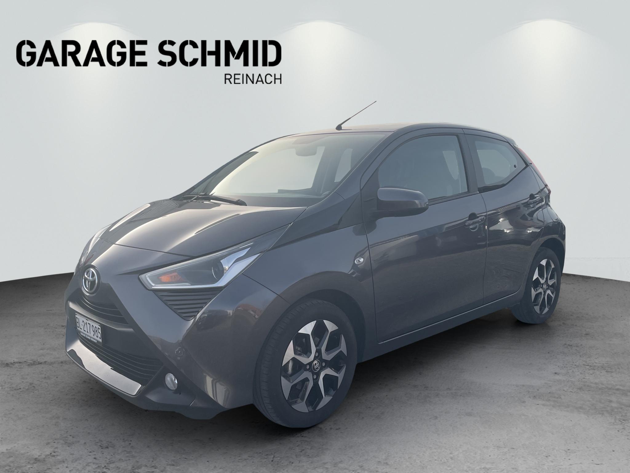 TOYOTA Aygo 1.0 VVT-i x (Limousine) Toyota TOYOTA Aygo 1.0 VVT-i x (Limousine)