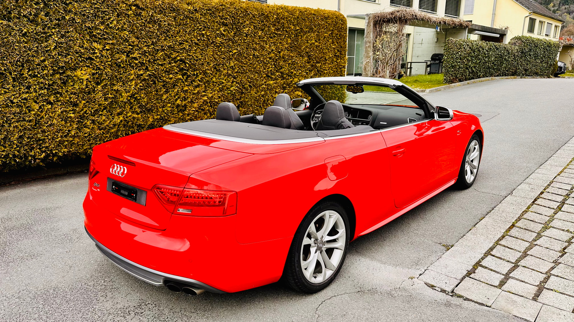 AUDI S5 Cabrio 3.0 TFSI quattro S-tronic-image-5