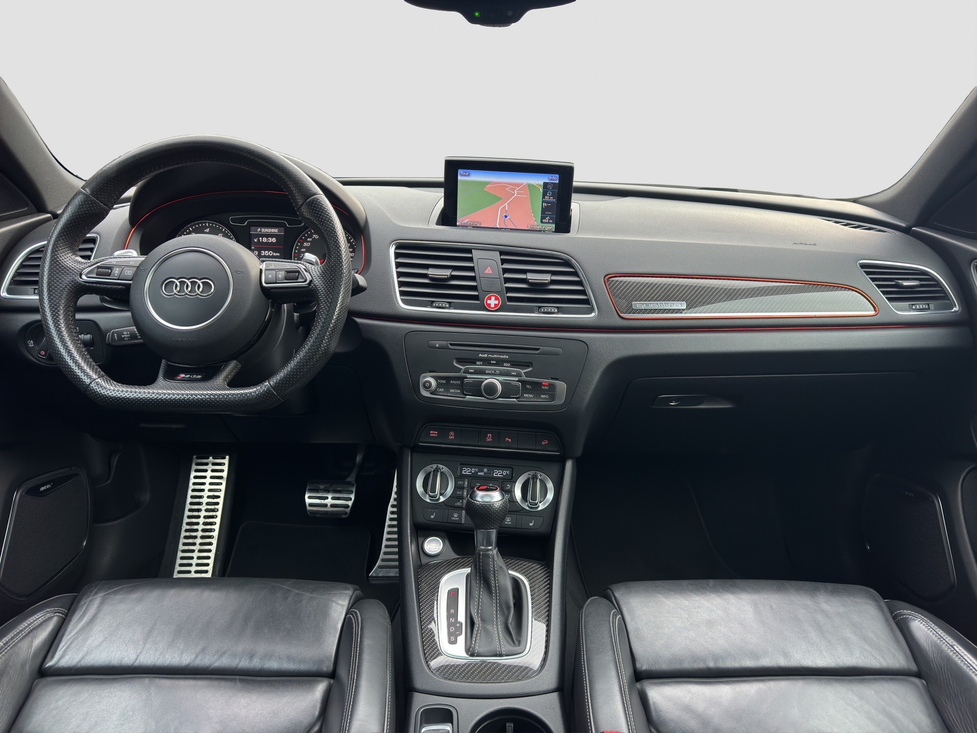 AUDI RS Q3 2.5 TFSI quattro S-tronic-image-3