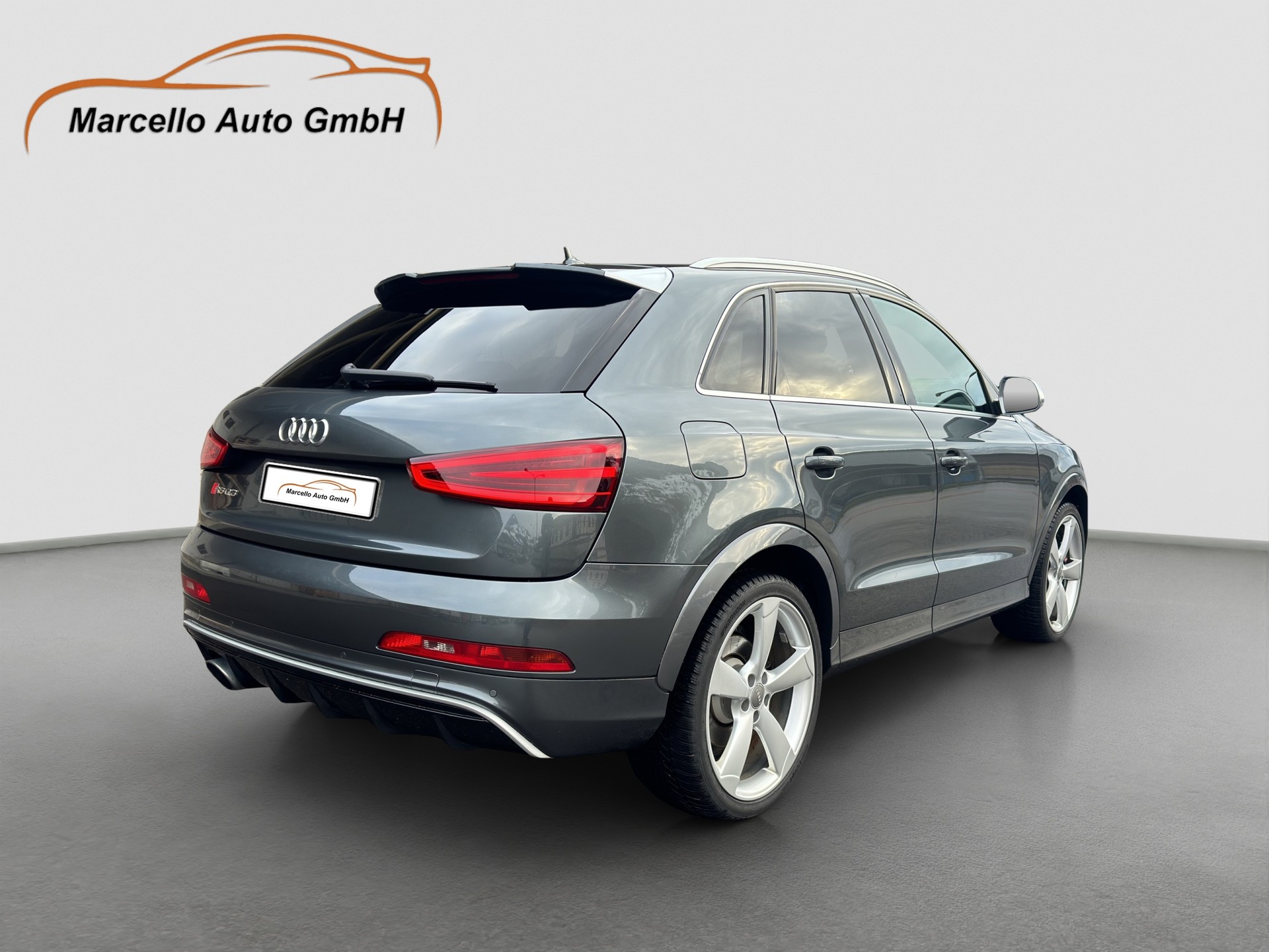 AUDI RS Q3 2.5 TFSI quattro S-tronic-image-14