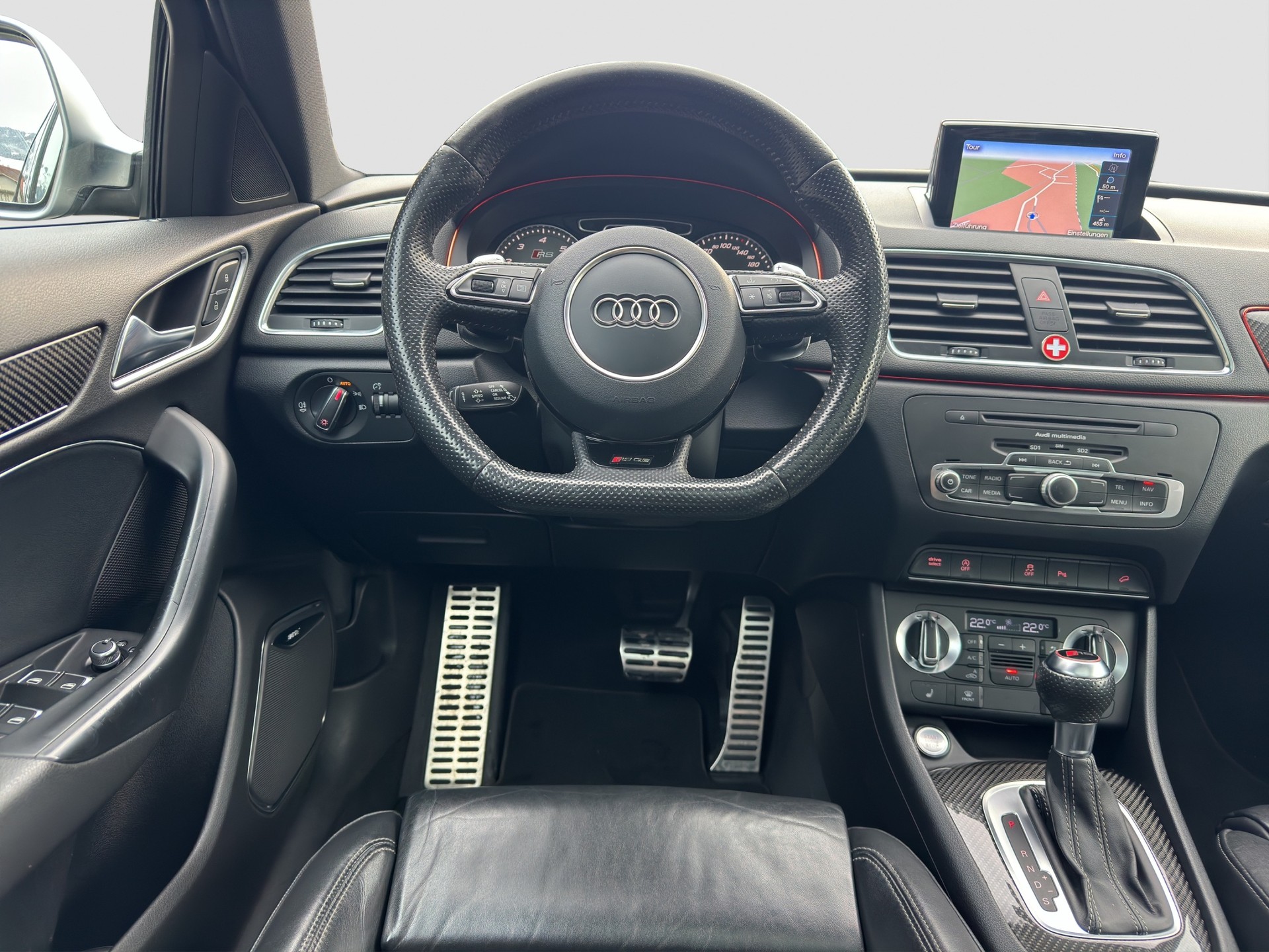 AUDI RS Q3 2.5 TFSI quattro S-tronic-image-6