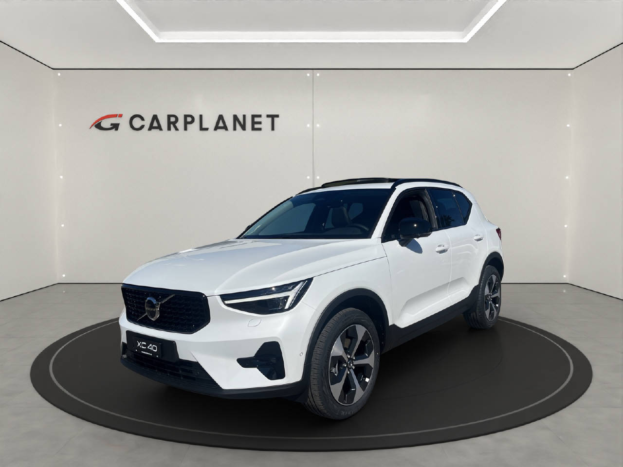 VOLVO XC40 2.0 B4 MH Ultra Dark .