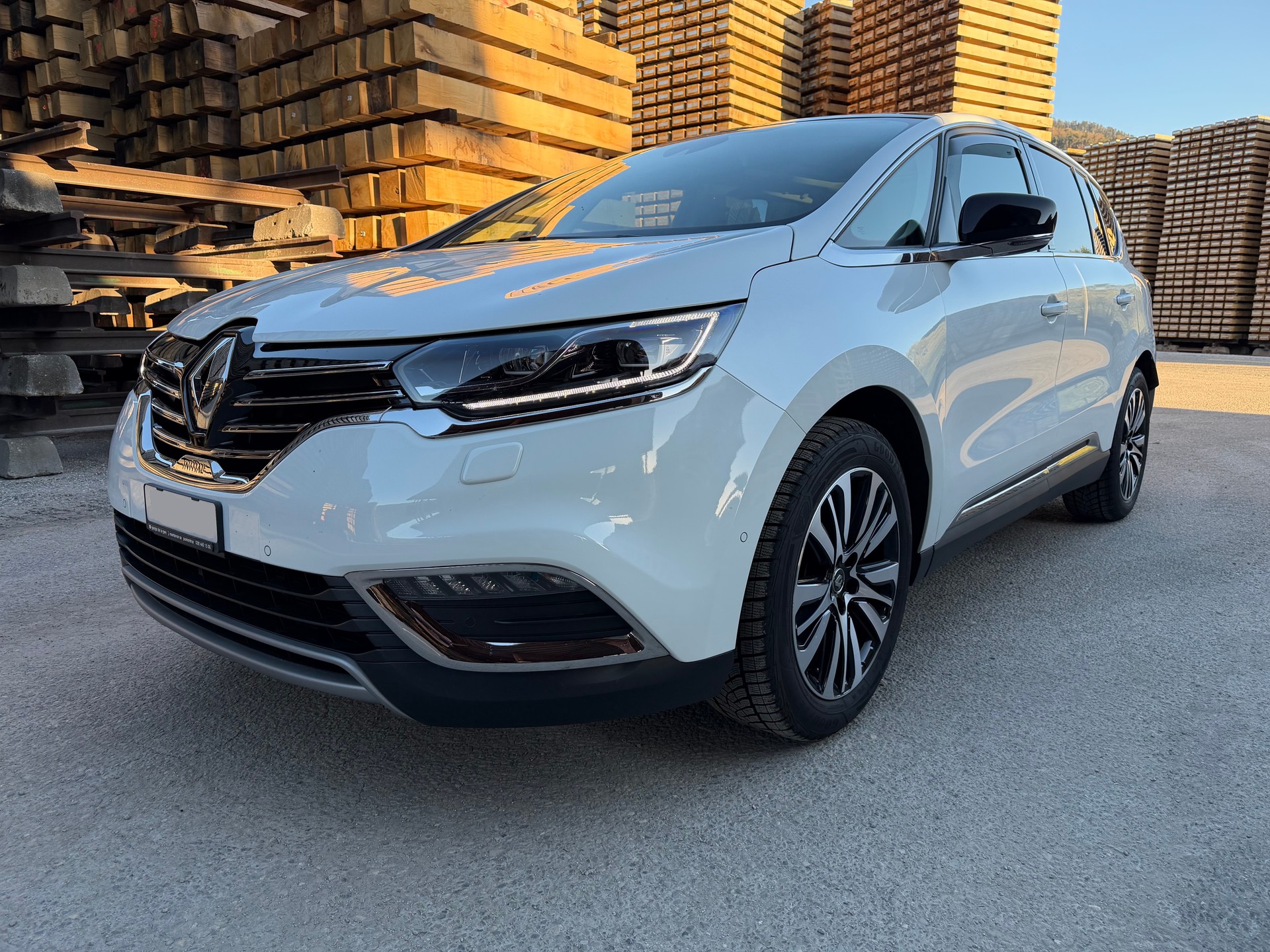 RENAULT ESPACE 1.8 TCE Initiale Paris-image-1
