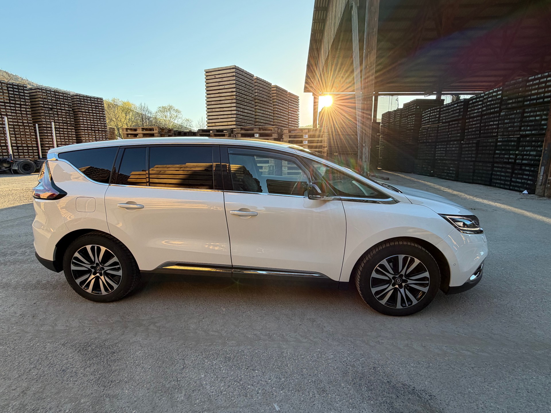 RENAULT ESPACE 1.8 TCE Initiale Paris-image-2