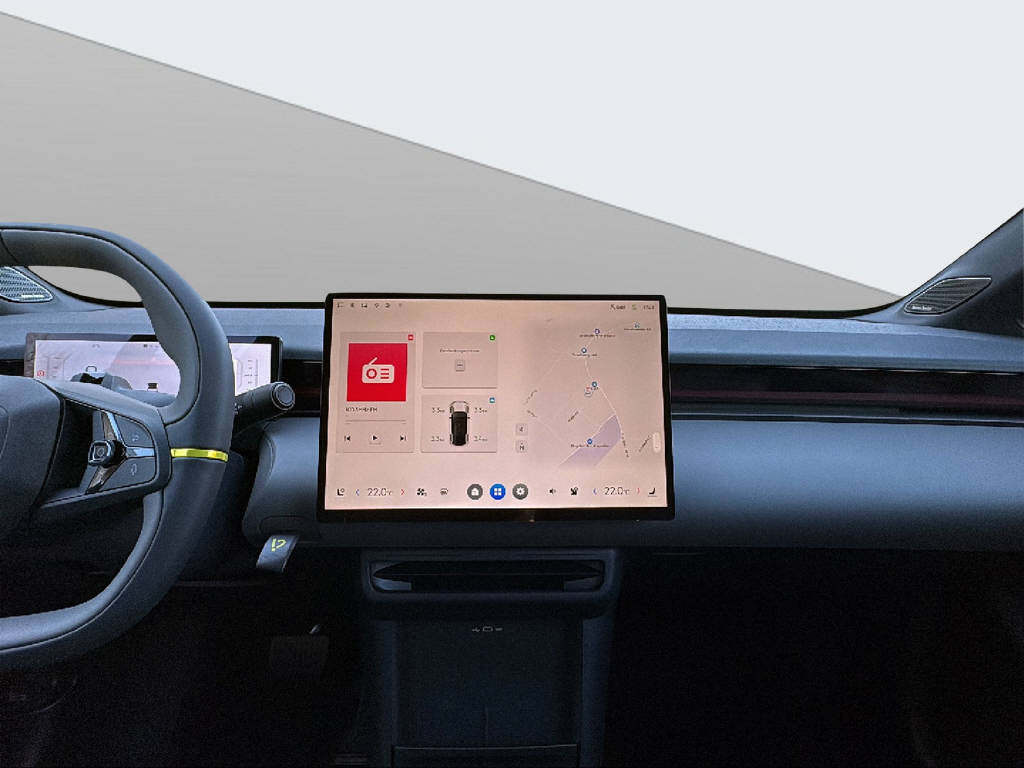 LYNK & CO 02-image-11