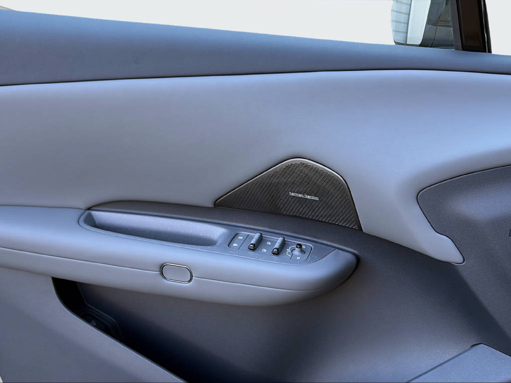 LYNK & CO 02-image-20