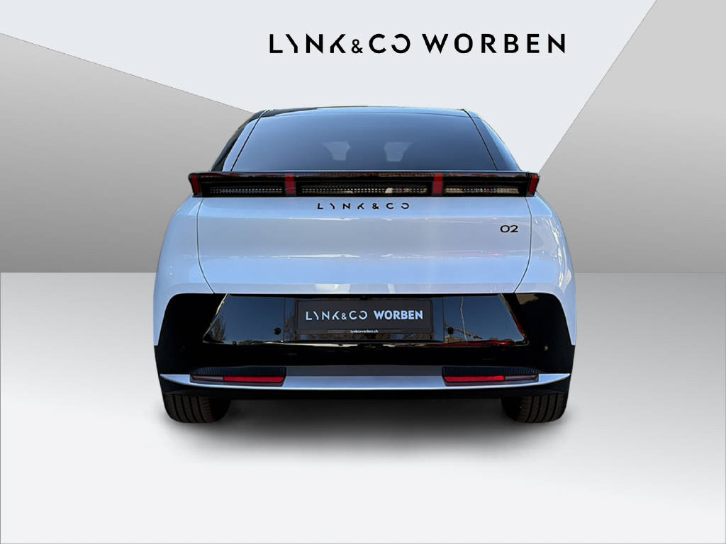 LYNK & CO 02-image-22