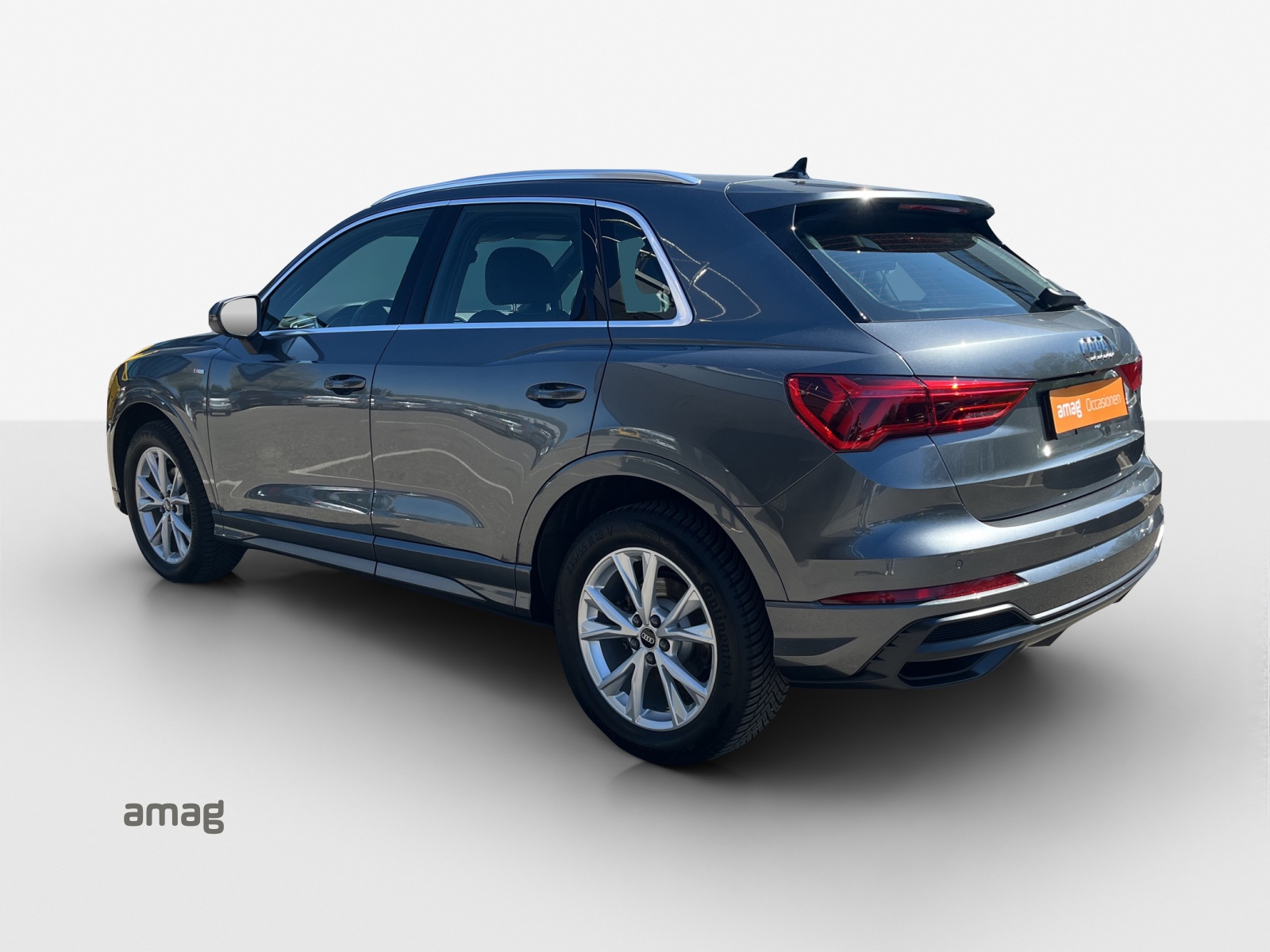 AUDI Q3 35 TDI S line Attraction quattro S-tronic-image-2