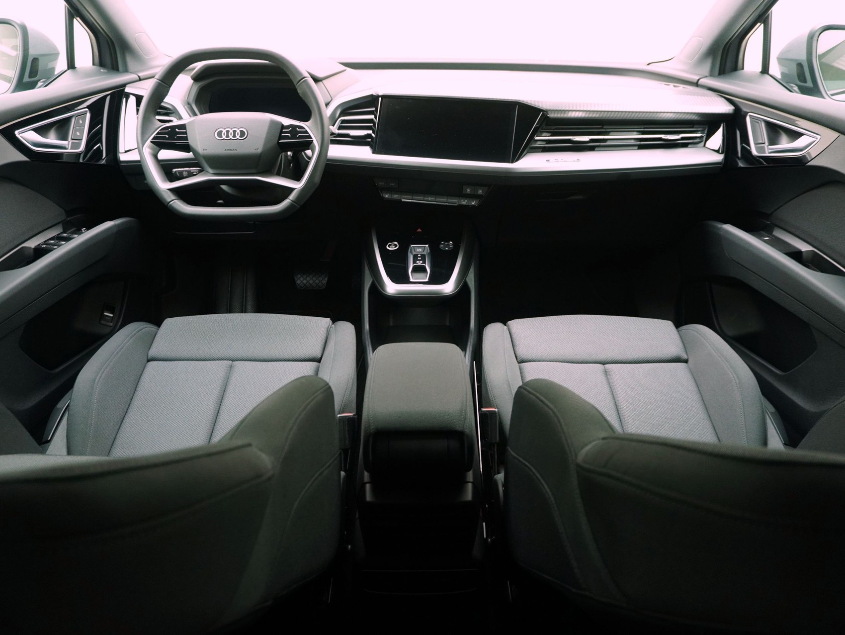 AUDI Q4 e-tron 55 quattro **Audi Werksgarantie bis 07/2030**-image-13
