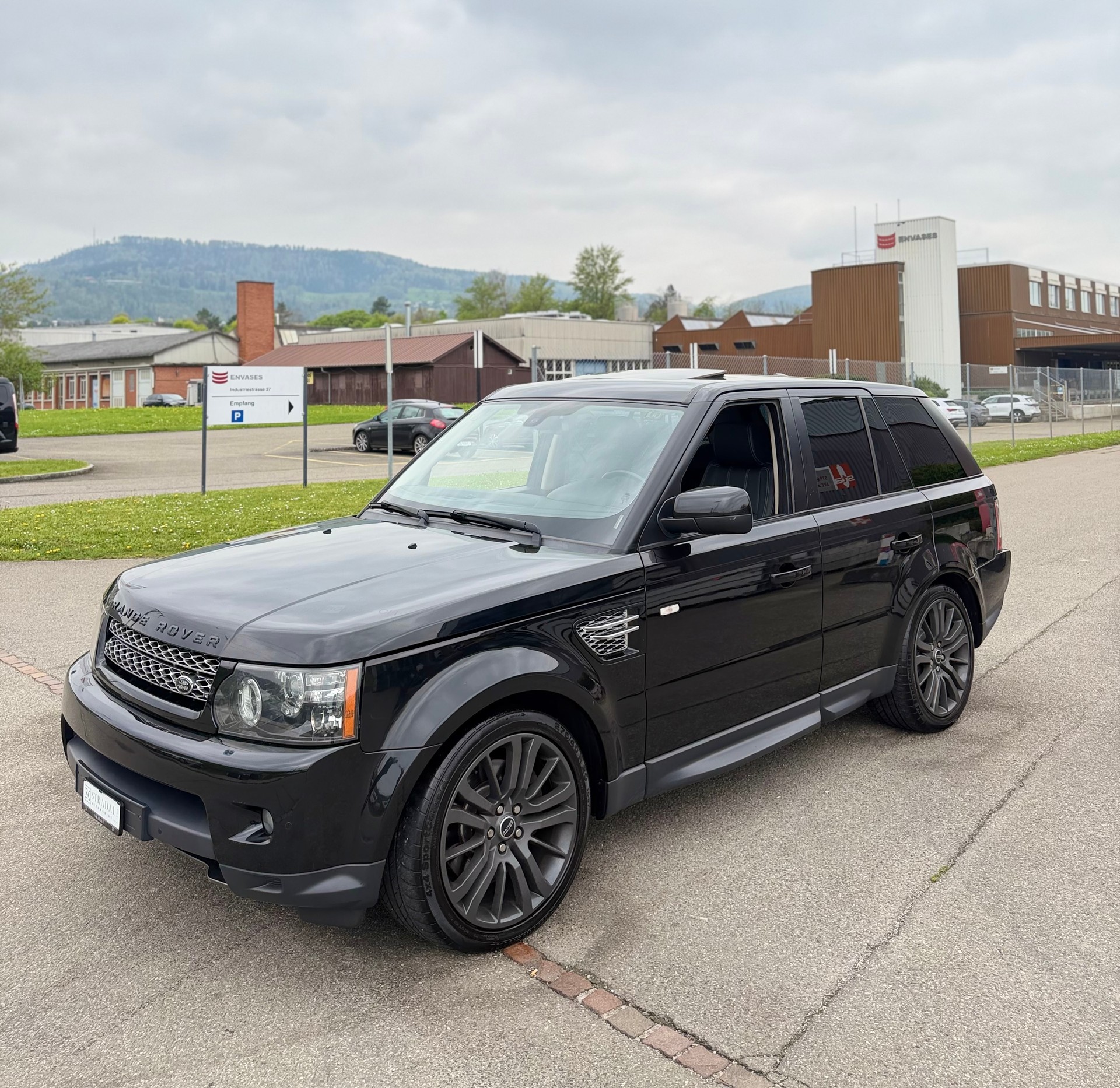 LAND ROVER Range Rover Sport 3.0 TDV6 HSE Automatic-image-8