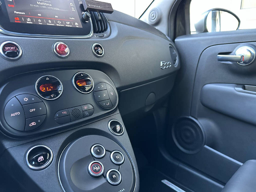 FIAT 595 Abarth 1.4 T-Jet 180 70 Anniversario-image-11