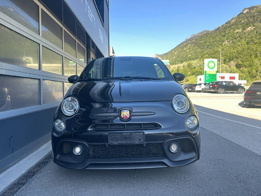 FIAT 595 Abarth 1.4 T-Jet 180 70 Anniversario-image-2