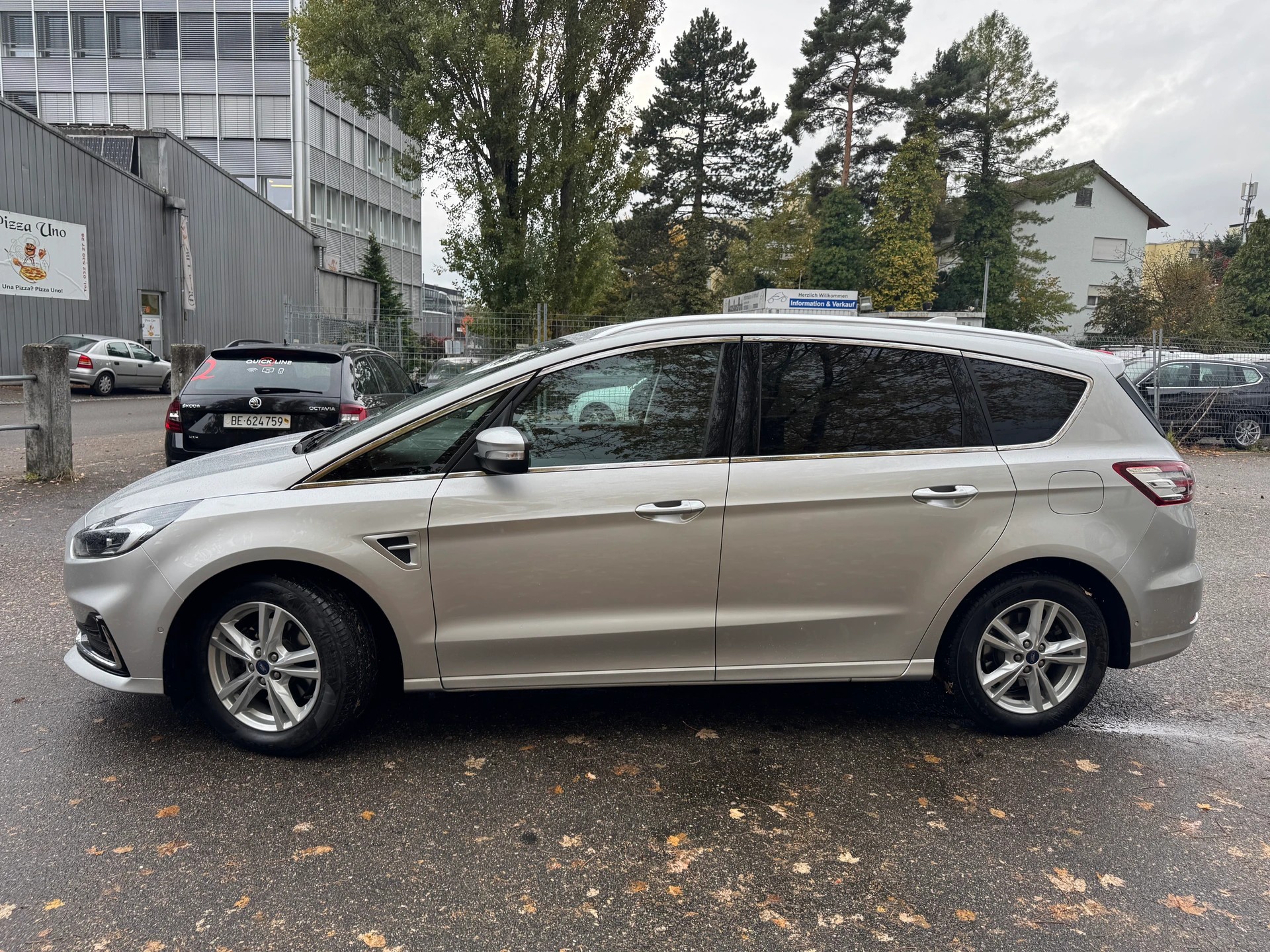 FORD S-Max 2.0 TDCi Titanium Automatic * Navi * LED * Klima-Auto * PDC V&H - RF.Kamera * Tempomat *-image-9